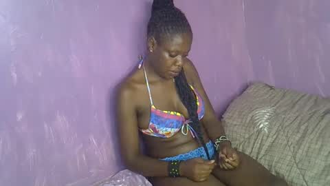 riana_sha online show from 02.20.25