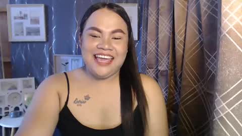 Snapshot of ricahotasain_05 chatting on 01.04.25 Rica online show from 01.04.25