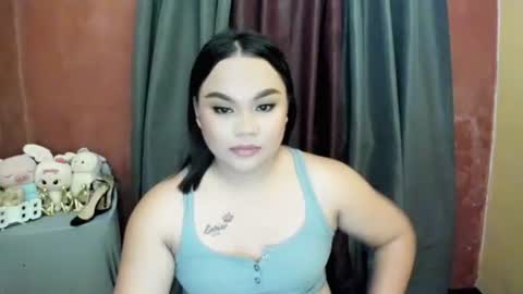 Snapshot of ricahotasain_05 chatting on 12.21.25 Rica online show from 12.21.25