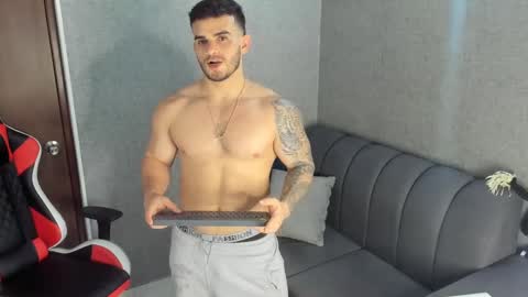 ricardogonzalez666 online show from 02.18.25