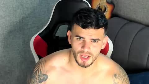 ricardogonzalez666 online show from 11.18.25