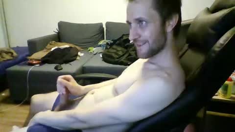 Snapshot of ricciardio chatting on 06.23.26 ricciardio online show from 06.23.26