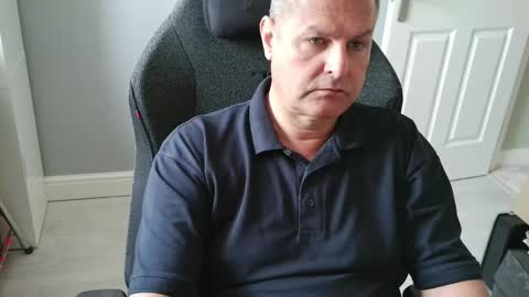 Snapshot of rich_uk56 chatting on 05.28.26 UK Straight Guy online show from 05.28.26