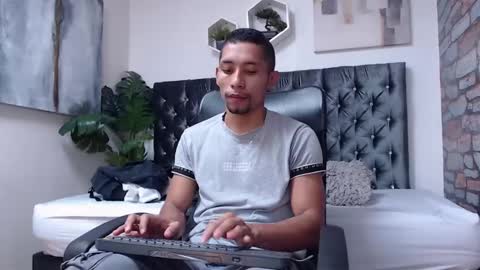 richar_voller online show from 01.05.25