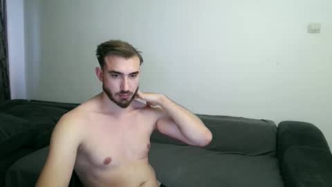 Snapshot of richard111223 chatting on 11.25.25 richard111223 online show from 11.25.25