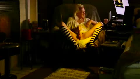 PINK HOLE TWINK online show from 01.23.25