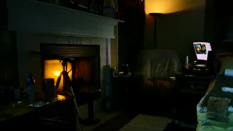 PINK HOLE TWINK online show from 02.04.25