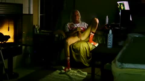 PINK HOLE TWINK online show from 10.04.25