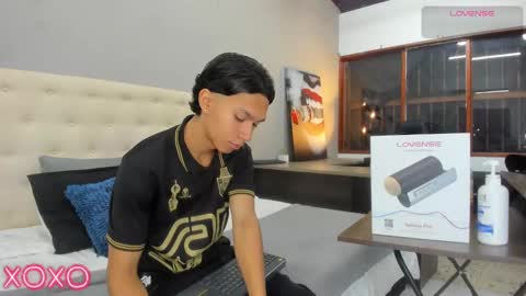 Snapshot of ricky_backus chatting on 03.09.25 Ricky Backus online show from 03.09.25