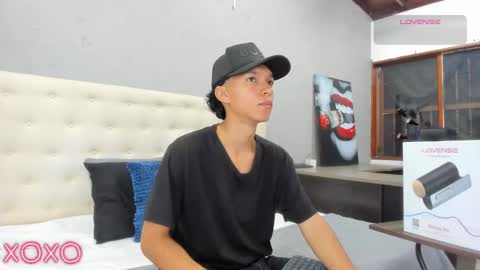 Snapshot of ricky_backus chatting on 03.10.25 Ricky Backus online show from 03.10.25