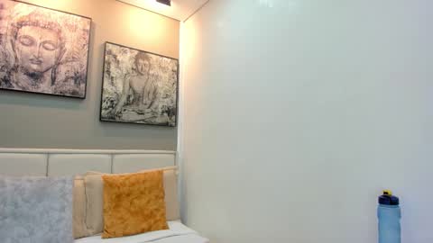 Snapshot of ricky_backus chatting on 12.21.25 Ricky Backus online show from 12.21.25