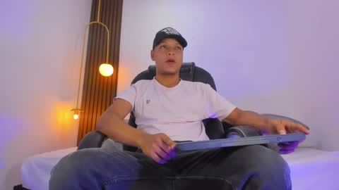 Ricky  online show from 02.04.25