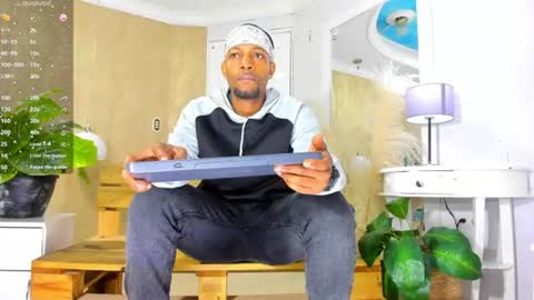 Snapshot of ricobrown777 chatting on 06.21.26 RicoBrowm online show from 06.21.26