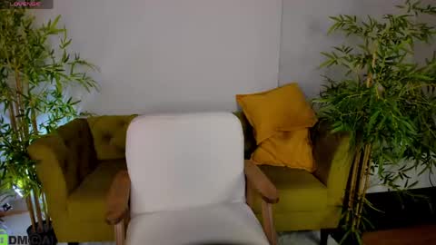 Layla online show from 05.11.26