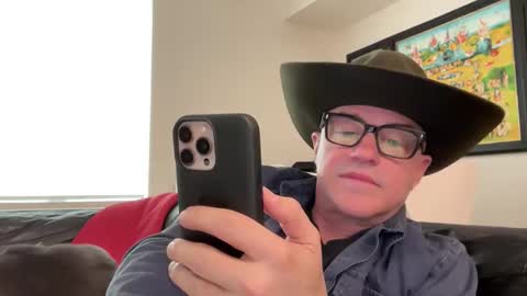 Snapshot of ridingtime25 chatting on 11.03.25 ridingtime25 online show from 11.03.25