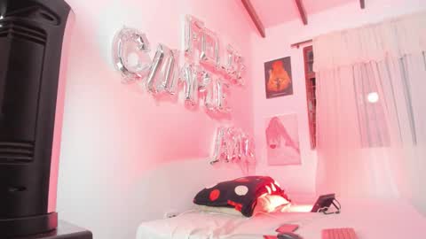 Rihanna hotx online show from 03.08.26