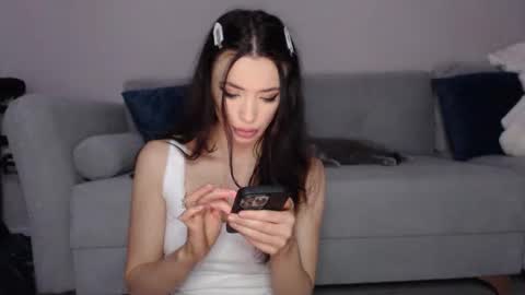 RileyEve online show from 12.04.25