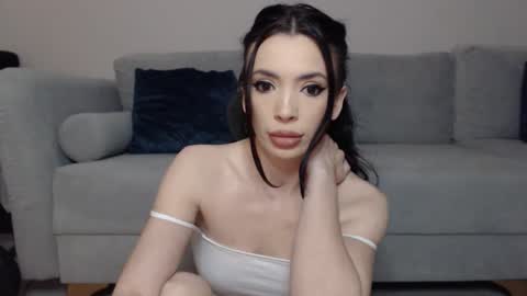 RileyEve online show from 12.18.25