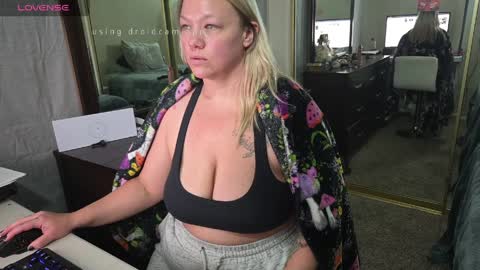 Riley  Logan online show from 04.05.26