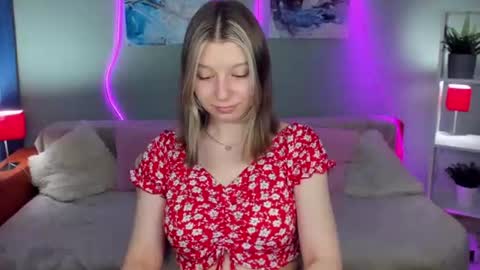 Snapshot of rinacake chatting on 07.05.26 rinacake online show from 07.05.26