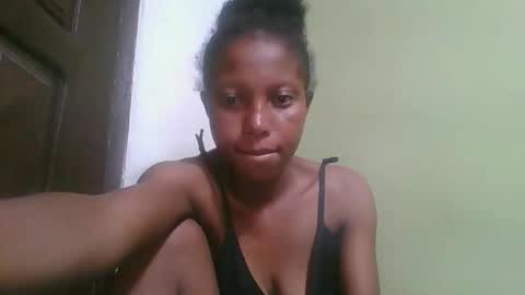 Snapshot of rinah654271 chatting on 02.02.26 rinah654271 online show from 02.02.26