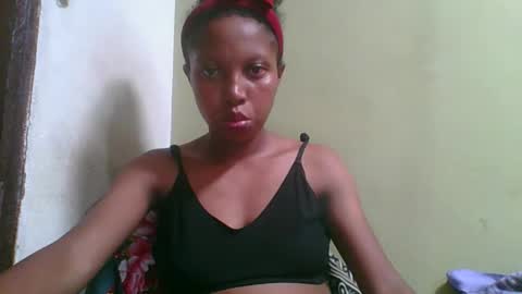 Snapshot of rinah654271 chatting on 04.17.26 rinah654271 online show from 04.17.26