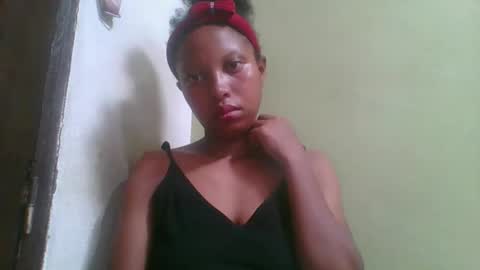 Snapshot of rinah654271 chatting on 04.20.26 rinah654271 online show from 04.20.26