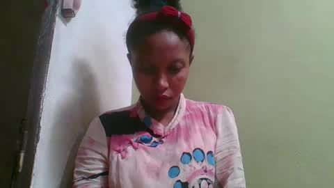Snapshot of rinah654271 chatting on 05.08.26 rinah654271 online show from 05.08.26