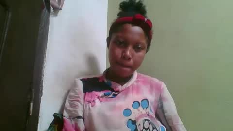 Snapshot of rinah654271 chatting on 05.09.26 rinah654271 online show from 05.09.26