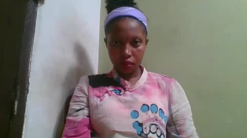 Snapshot of rinah654271 chatting on 05.15.26 rinah654271 online show from 05.15.26