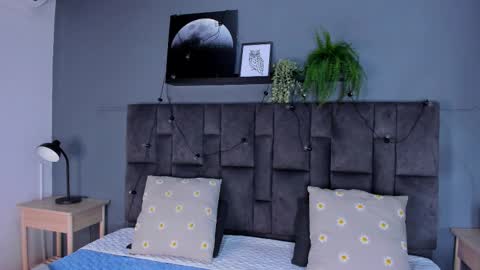 RIRI  online show from 11.17.25