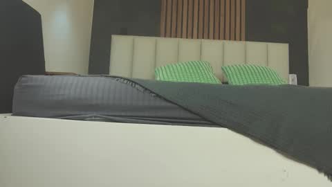 RIRI  online show from 02.26.26