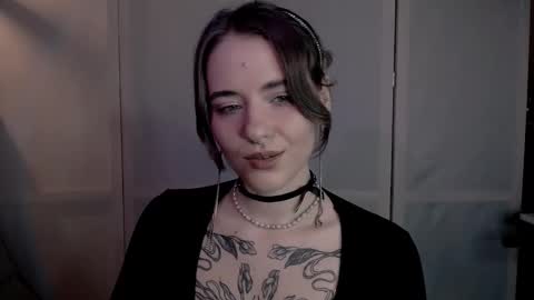 risha_laass online show from 12.28.24