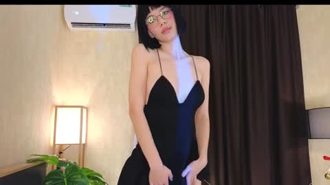 Agnes online show from 01.28.25