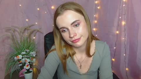 Snapshot of ritakiskis chatting on 04.28.26 ritakiskis online show from 04.28.26