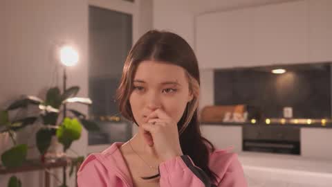 Akemi online show from 02.04.26