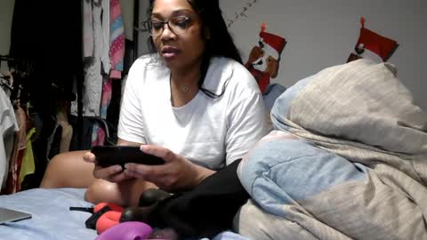 River Saint online show from 02.08.25