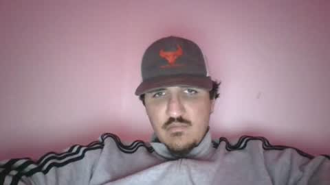 Snapshot of riviere2325 chatting on 06.18.26 LaLegende online show from 06.18.26