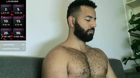 Snapshot of roa32sebas chatting on 12.23.24 SebasRoa online show from 12.23.24