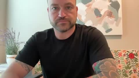 Snapshot of roadking1122 chatting on 06.19.26 roadking1122 online show from 06.19.26