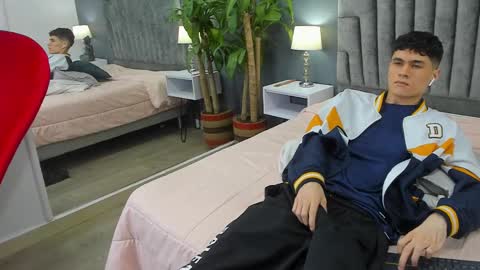 Roan Birkin online show from 02.10.25