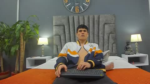 Roan Birkin online show from 02.22.25