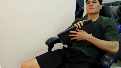 Roan Birkin online show from 11.02.25