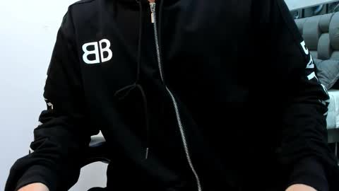 Roan Birkin online show from 12.04.25