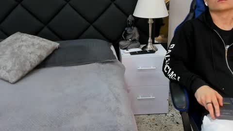 Roan Birkin online show from 03.23.26