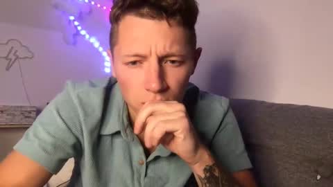 Snapshot of roastingcorn chatting on 03.05.25 RoastingCorn online show from 03.05.25