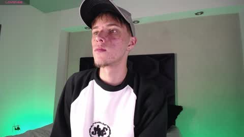 Robbin online show from 04.08.26