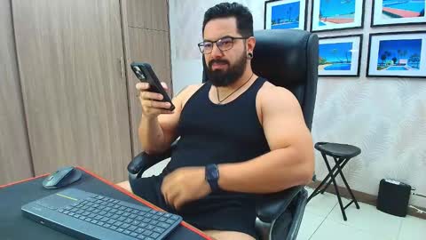 Snapshot of robby_k chatting on 01.07.26 Robby online show from 01.07.26