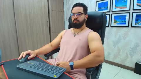 Snapshot of robby_k chatting on 01.11.26 Robby online show from 01.11.26