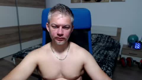 Snapshot of robbyshawz chatting on 06.23.26 robbyshawz online show from 06.23.26